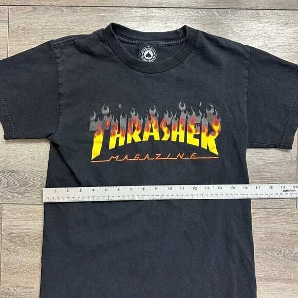 Thrasher Skateboard Magazine Short Sleeve T-Shirt Size Small - Picture 3 of 4